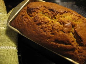 Banana_bread_fresh_from_the_oven,_October_2009